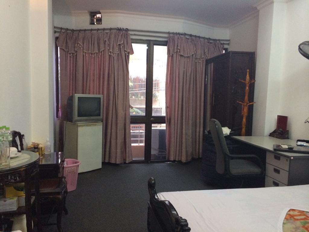 Ngoc Linh Hotel Hanoi Værelse billede